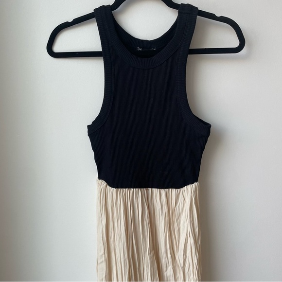 Zara Contrast Dress - Picture 3 of 5